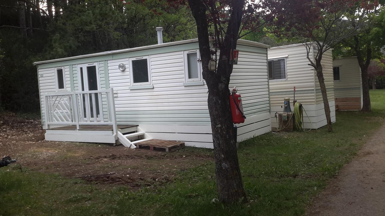 Camping Du Lac Saint-Julien-du-Verdon Exterior photo