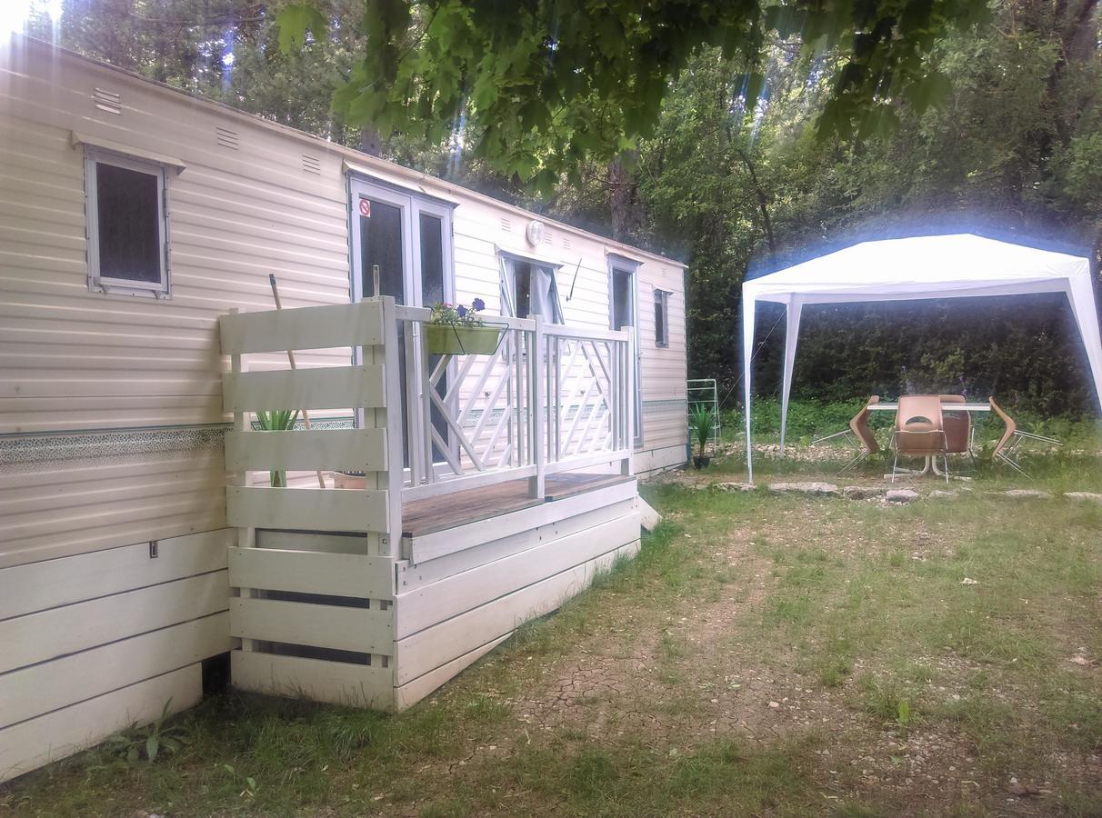 Camping Du Lac Saint-Julien-du-Verdon Exterior photo